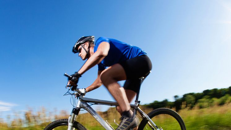 Aurinkolasit harrastuksiin: Pyöräily