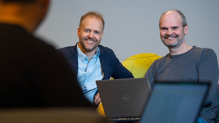 Mattias Nilsson och Jörgen Olofsson hos Softjoy vill med sin molnlösning hjälpa verksamheter och bolag att ta kontroll över sin IT-säkerhet. Med allt fler cyberattacker och skarpare lagstiftning runt hörnet är det viktigare än någonsin.