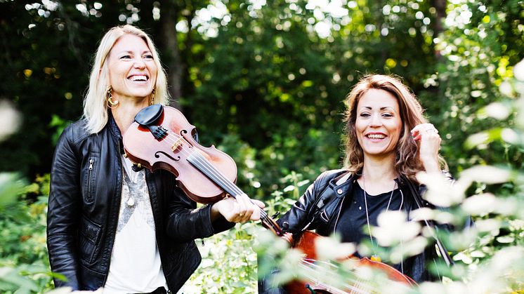 Stort intresse när folkmusikvirtuoserna Erika & Cecilia kommer till Gävle Konserthus