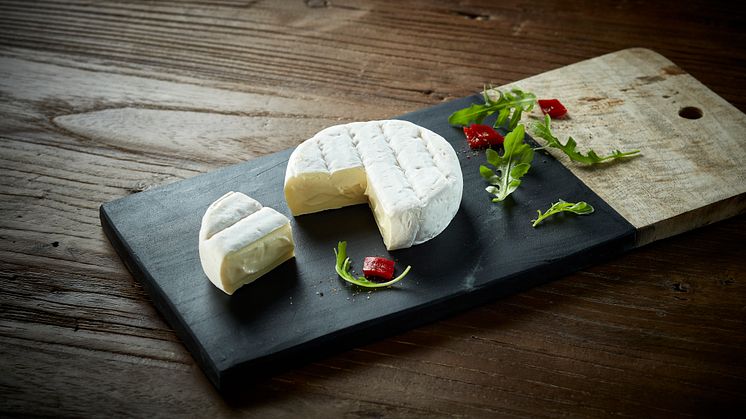 CASTELLO LAUNCHES EXTRA CREAMY BRIE WITH FIRST EVER EXPERIMENT TO HACK THE SENSES