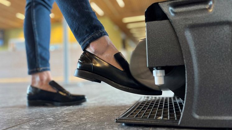 Blankpussede sko til de ansatte er ikke uten videre et gratis gode, forklarer økonomirådgiver i Simployer, Espen Øren. FOTO: Simployer