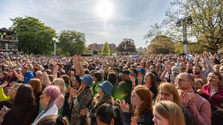 Konsertpublik i Eurovision Village i Folkets park. Foto: Jonathan Strömberg