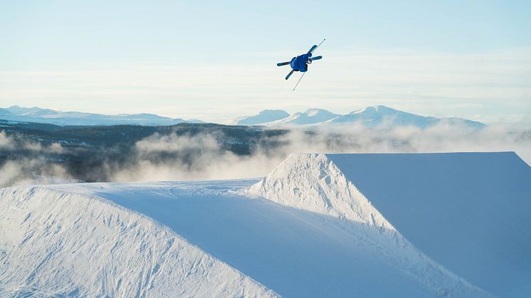 Genom att dela med sig av sina hemliga tips hoppas Jesper kunna inspirera och hjälpa andra åkare att utvecklas i parken.