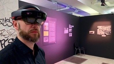 Blindspotter MR in KIZBEBEN-Ausstellung: Innovative Lösung auf Basis von Microsoft HoloLens / Fotocredits: Museum FC St. Pauli e.V.