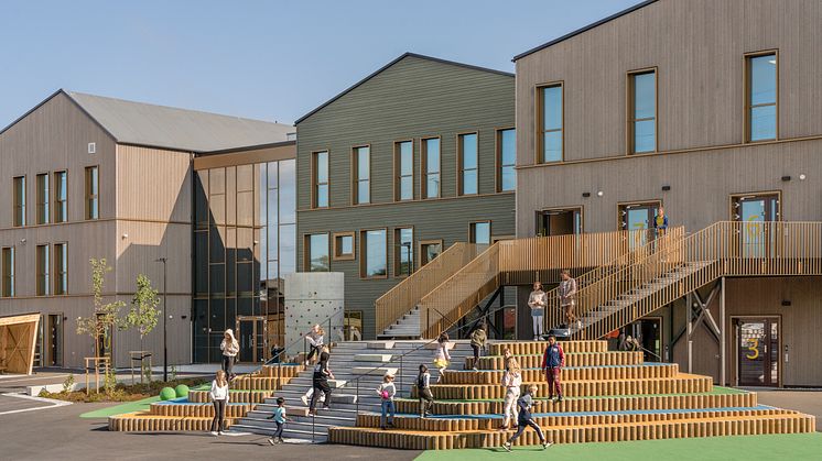 KF-skolen - et funksjonelt, vakkert og miljøvennlig skolebygg. Foto: LINK Arkitektur / Hundven-Clements Photography.