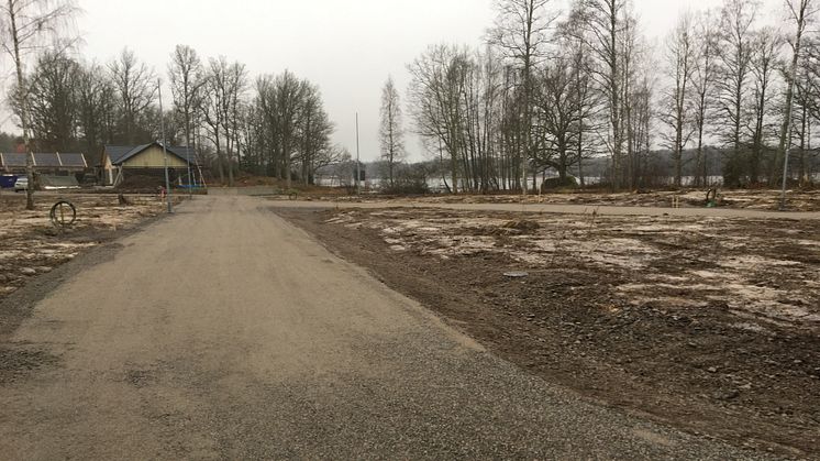 Byggklarara sjönära tomter i Silkenäs