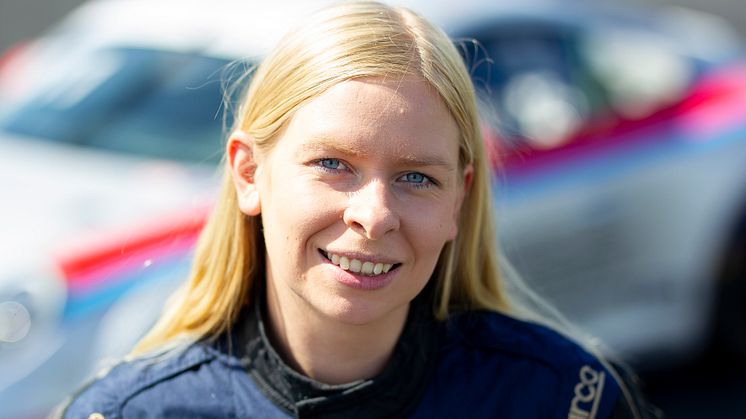 Danska racingstjärnan Christina Nielsen kommer till start i Porsche Carrera Cup Scandinavia