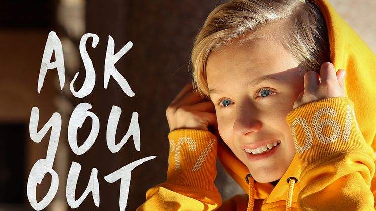 Adrian Macéus släpper kärleksuppmaningen ”Ask You Out” 