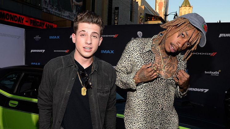 Succé för hyllningslåt signerad Wiz Khalifa och Charlie Puth