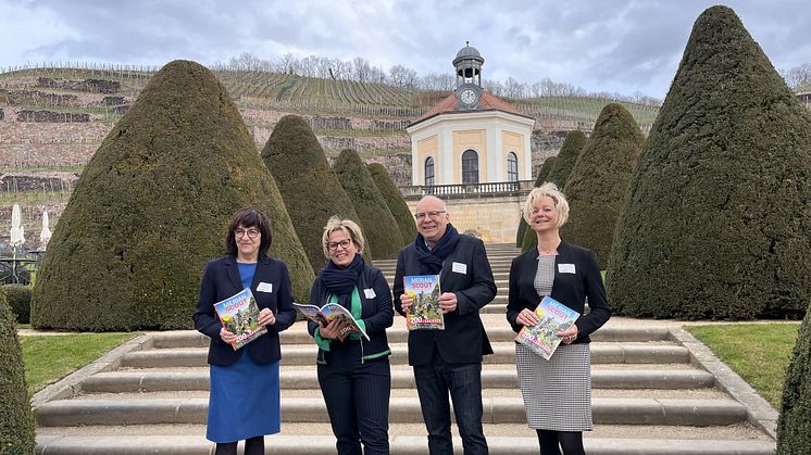 Sonja Schilg, Barbara Klepsch, Hansjörg Falz und Veronika Hiebl präsentierten den neuen "MERIAN Scout Sachsen" - Foto: Julia Franke