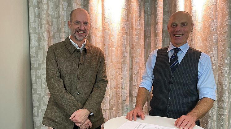 Mats Finnberg, affärsstrateg och produktutvecklare på JP Infonet, och Jon Kihlman, advokat, jur. dr. och författare av kommentaren till avtalslagen.