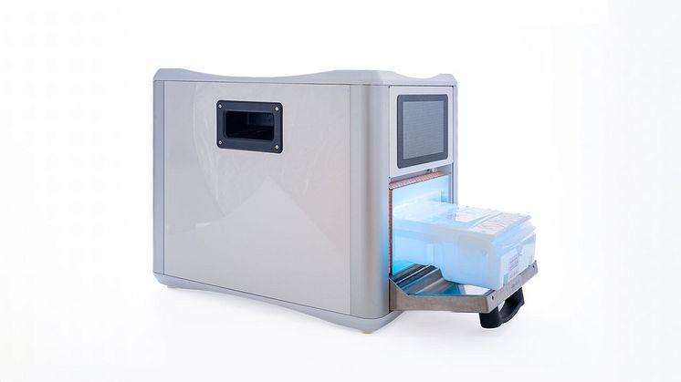 Conroy Medicals senaste produktutveckling, en blodplasmatinare, som OEM Electronics levererar kylfläns och fläkt till. 