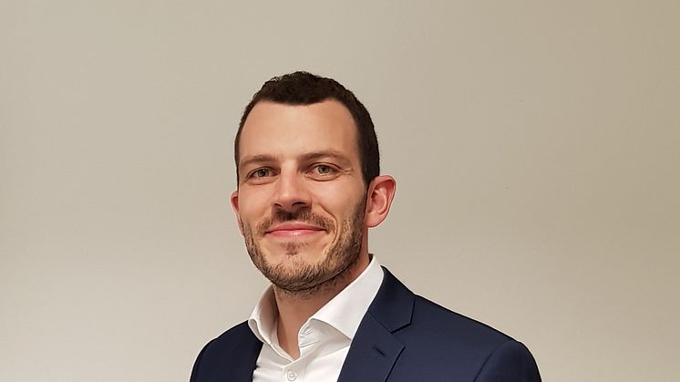Tom Edwards, Head of Procurement, ChartCo 
