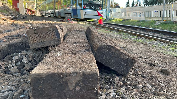 Fra mandag morgen innføres det flere tiltak for å bedre trafikksikkerheten i Kongsveien i anleggsperioden. 