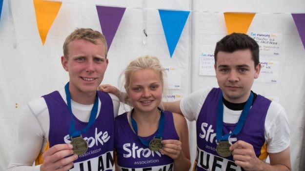 ​Tynemouth couple join Team Stroke at Paris Marathon
