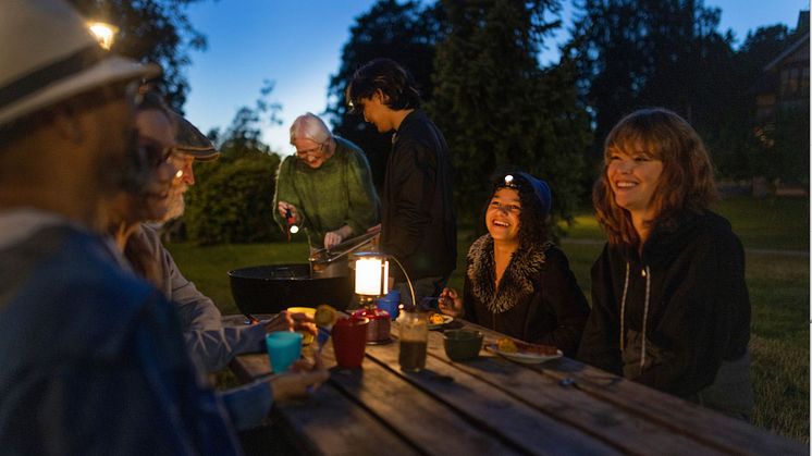 Grannsamverkan under samhällsstörningar är viktig. Bild: MSB.