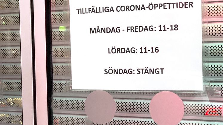 Covid-19 har bidragit till en påskyndad minskning av kontanter i samhället, visar en ny rapport från länsstyrelserna.