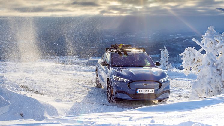 Ford hinnoitteli Mustang Mach-E -mallit uudelleen Suomessa