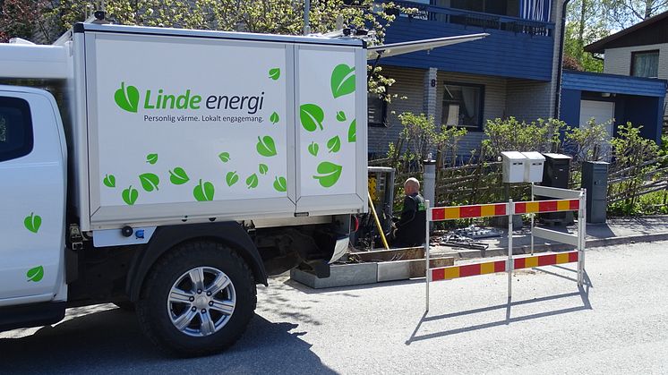 Arkivbild från byte av kabelskåp på Slånbärsvägen i Lindesberg. Foto: Linde energi