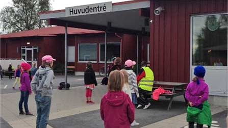 Böleängs skola vann pris för deltagande i skräpplockardagarna
