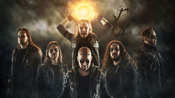 Svenska power metal-institutionen Bloodbound intar scenen 