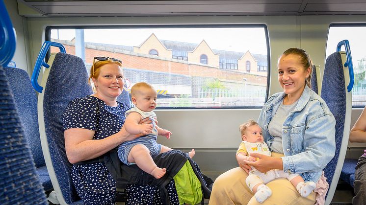 Breastfeeding families' day out by Thameslink