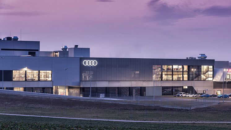 Nytt namn och nya modeller - quattro GmbH blir Audi Sport GmbH