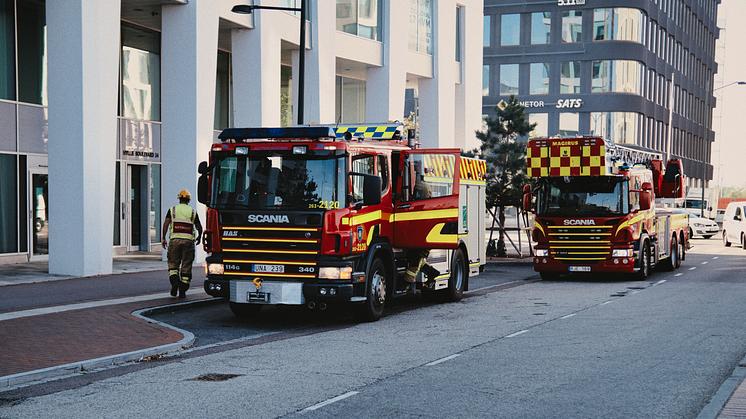 övning Hyllie_brandbilar