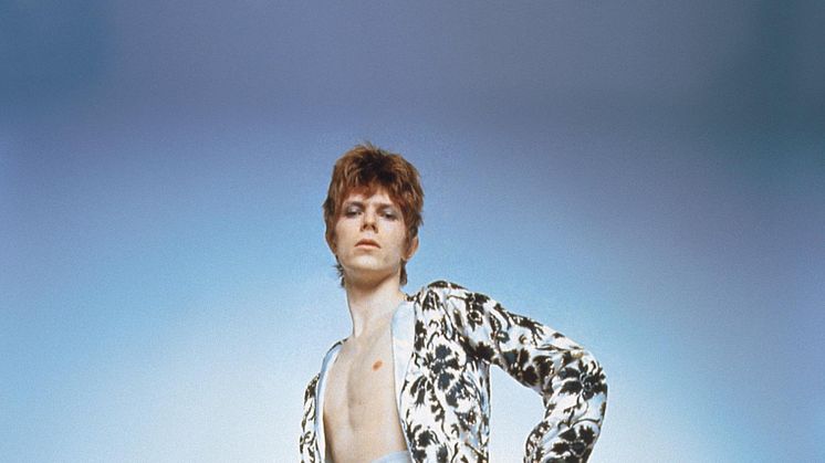 1972 (c) The David Bowie Archive. Photo by Brian Ward-1