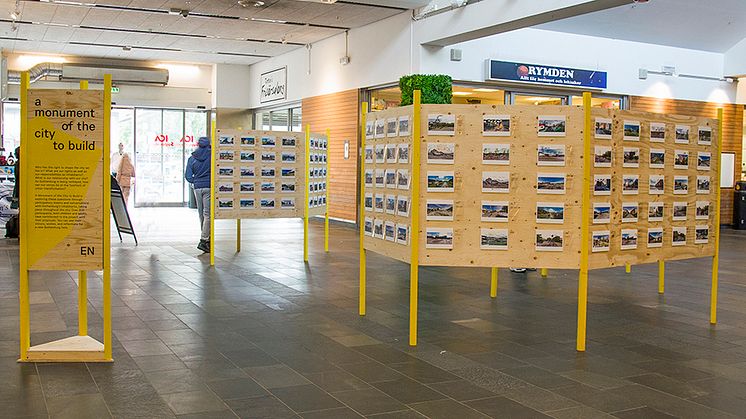 Fram till 18 november går det att se  A Monument of the City to Build I Bergsjöns Centrum. Det kollektiva verket visar 200 göteborgares bilder, drömmar och visioner om din stad.