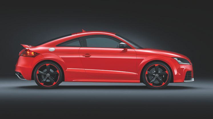 Audi TT RS plus - kraftfullare, snabbare, och ännu mer dynamisk