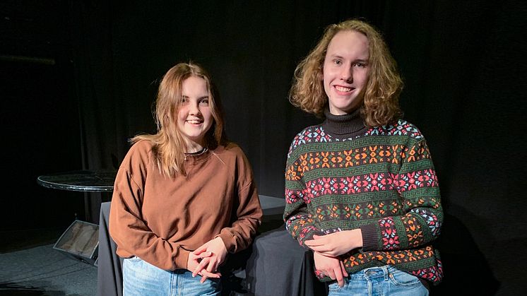 Ungdomsfullmäktiges två ordföranden Matilda Glaas och Alexander Rydberg.