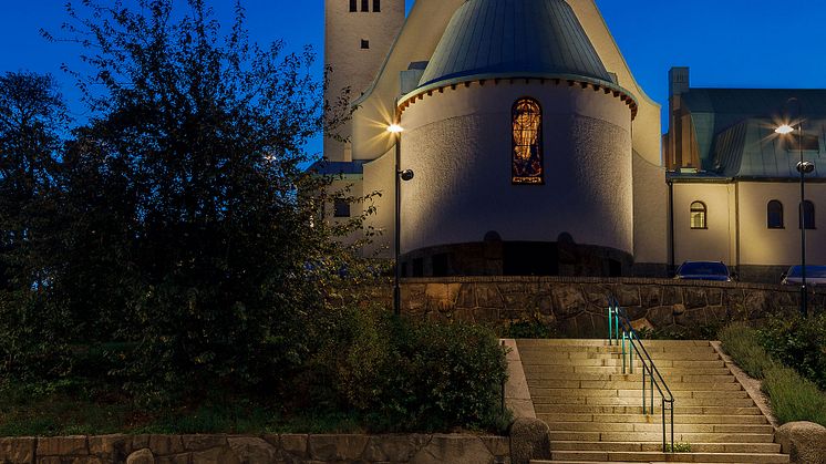 Sundbybergs kyrka i nytt ljus