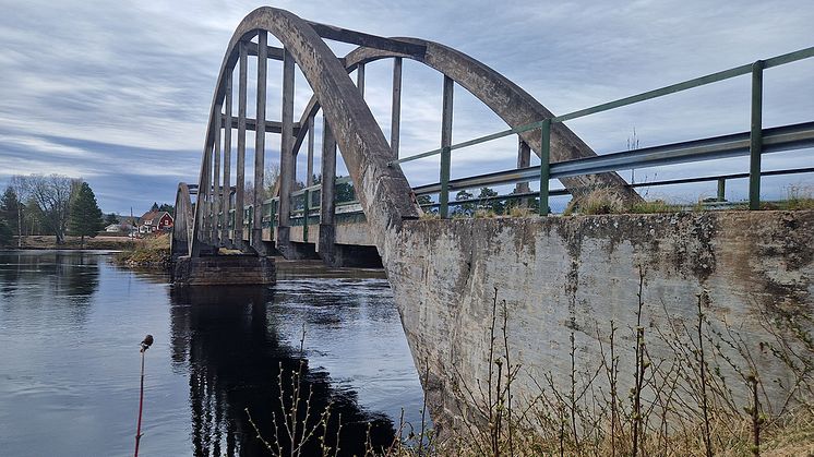 Svevia ska renovera den nästan 100 år gamla Storåbron i Orsa. Foto: Charles Hutton