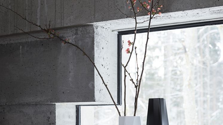 Vases Weave by Zaha Hadid Design. 