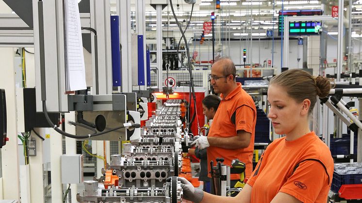 Ford kaksinkertaistaa 1.0-litraisen EcoBoost-moottorin tuotannon Saksassa vastaamaan eurooppalaisten asiakkaiden kysyntään