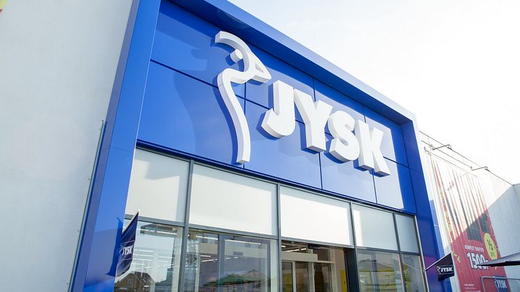 În anul financiar 2021-2022, JYSK a inaugurat 19 magazine noi în România. 