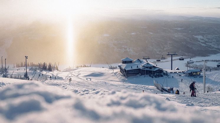 I anslutning till restaurangen La Gondola öppnar Åre Sessions upp ett nytt festivalområde i backen – med fokus på grym pizza och fest!