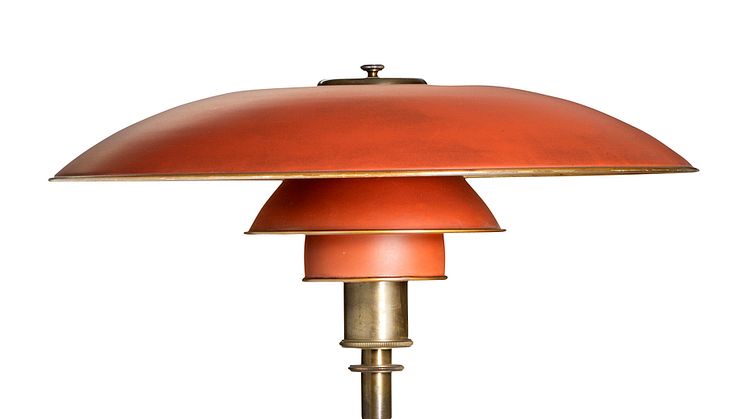 Poul Henningsen's first floor lamp (1926-28)