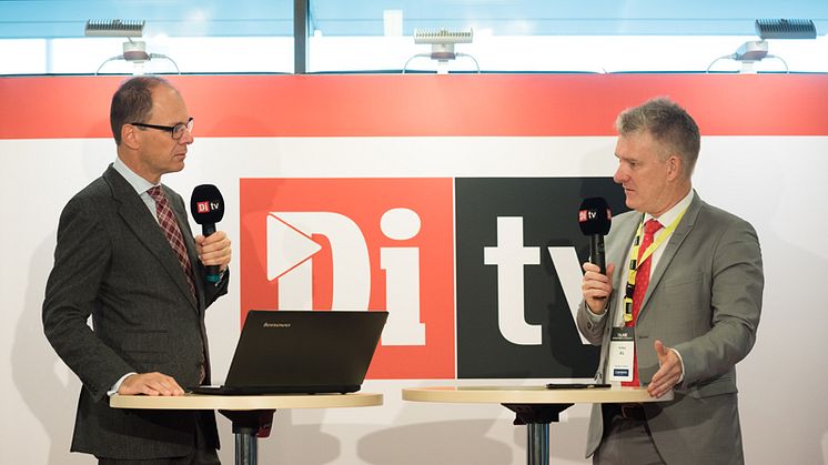 DiTV:s programledare Jon Åsberg intervjuar Tor Borg, vd för JLL live på Business Arena Stockholm 2017.