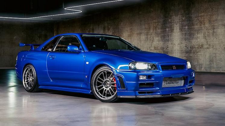 En blå 2000 Nissan Skyline R34 GT-R, der har været med i filmen Fast & Furious 4, kommer under hammeren hos auktionshuset Bonhams, som Bruun Rasmussen nu er en del af.