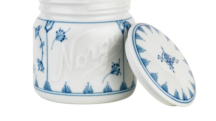 Norgesglass i porselen med håndmalt stråmønster