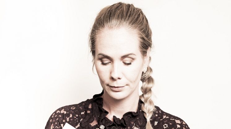 Johanna Sernelin från Jönköping debuterade i mars med sitt psykologiska triangeldrama "78 slag i minuten" som fått strålande recensioner
