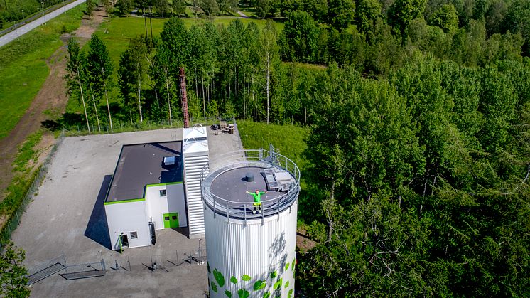 Linde energis ackumulatortank i Guldsmedshyttan. Foto: Linde energi.