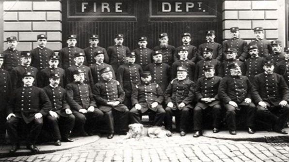 Wallace with Glasgow Firemen 