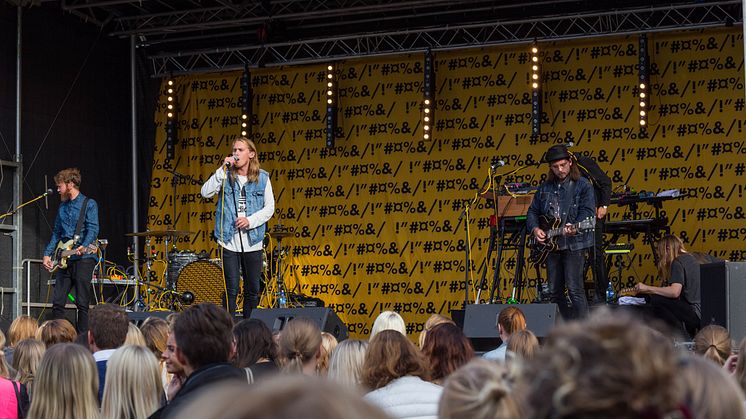 Thomas Stenström bjöd på show under Högskolan Västs Kick-off 