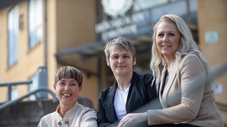 Anna-Karin Pernestig, Sanja Jurcevic och Diana Tilevik är sepsisforskare vid Högskolan i Skövde