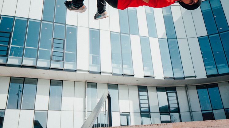 Parkour utanför Helsingborg Arena