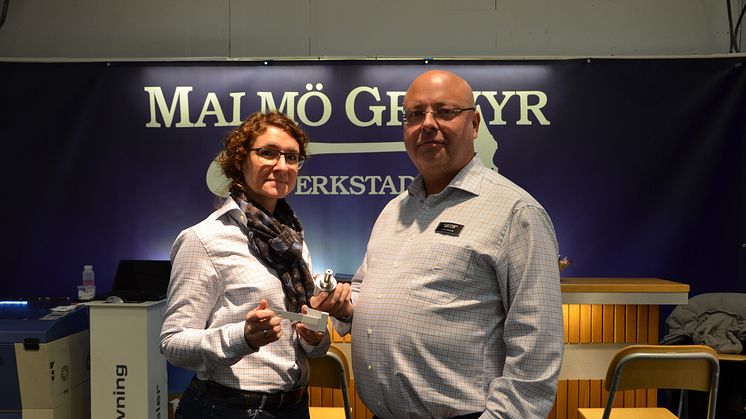 Petra Guvek och Jonas Ekström från Malmö Gravyr.