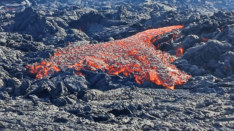 Lava breakout from thick lava pile near Sundhnúkur vent in April 2024.